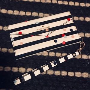 Kate spade iPhone 7 carrying case